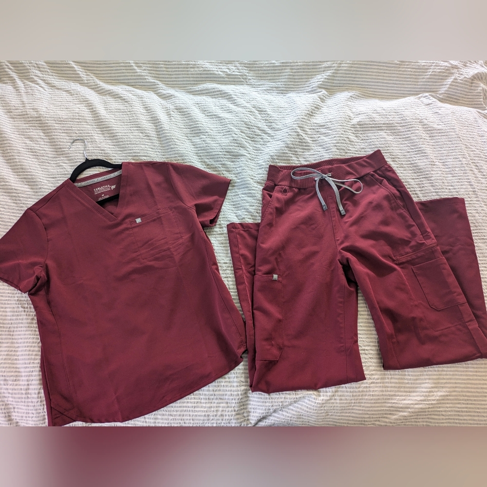 Fabletic's Maroon Wide Leg Scrub Set- Medium